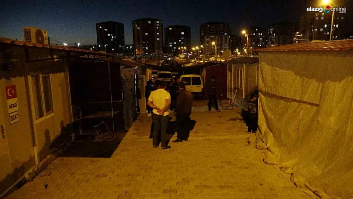 Tuvalette silahlı saldırıya uğradı