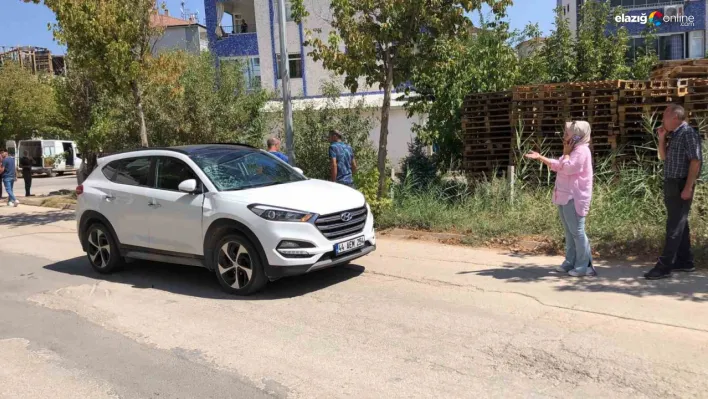 Elazığ'da trafikte dramatik anlar: Boşanma aşamasındaki koca aracın önüne atladı!