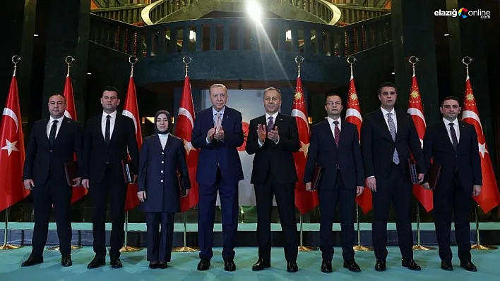 Yenişehir Kaymakamı Beşikci yılın idarecisi ödülünü aldı
