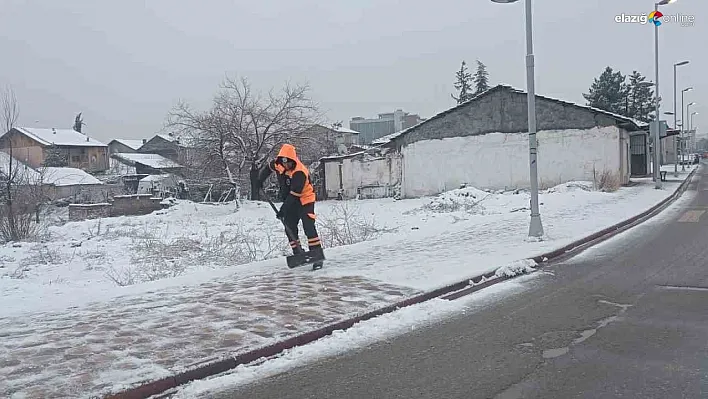 Yeşilyurt Belediyesi karla mücadelede seferber oldu!