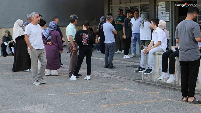 YKS maratonu ilk oturumu TYT ile başladı