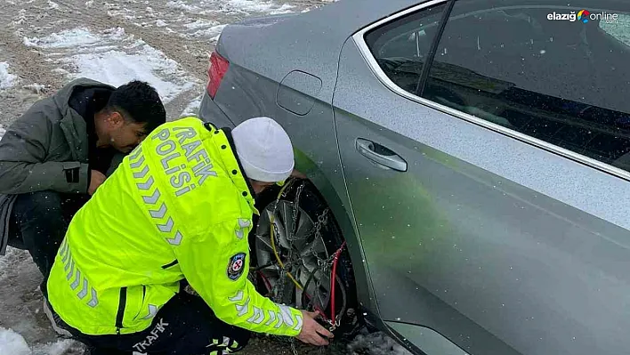 Elazığ'da Kar Fırtınası Trafiği Aksattı! Polis Ekipleri Yardıma Koştu!