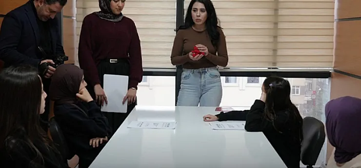 Elazığ'da DEHB'li çocuklara belediyeden 'Attentioner' desteği