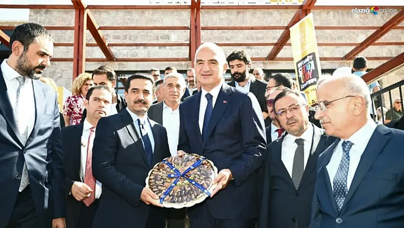 Bakan Ersoy, Battalgazi'nin seramik eserlerini inceledi