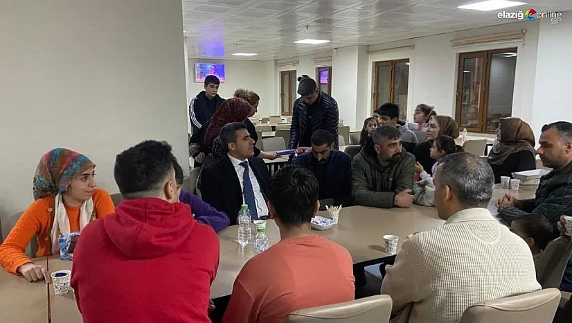 Başkan Arıkan, depremzedeleri bir araya geldi