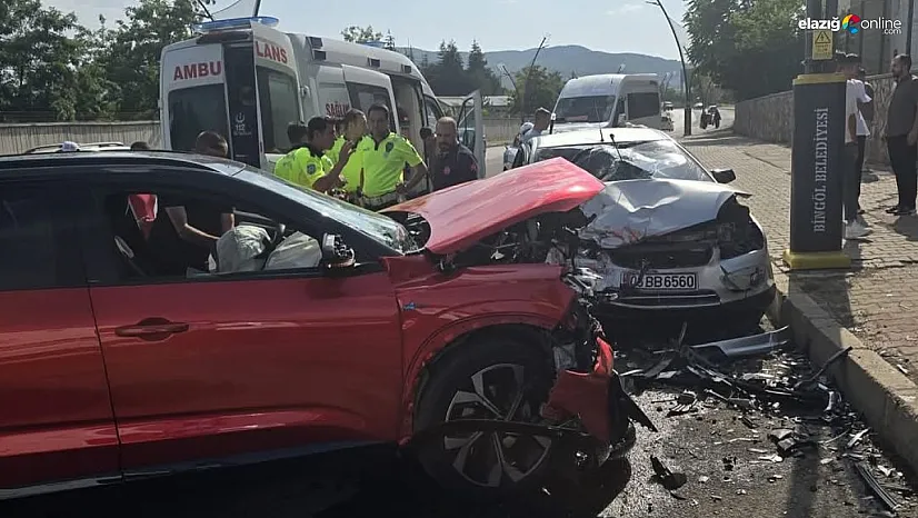 Bingöl'de trafik kazası: 3 yaralı