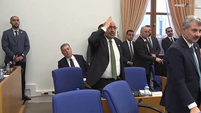 Bütçe Görüşmelerinde Tartışma: Ejder Açıkkapı'dan CHP'li Alp'e Sert Tepki