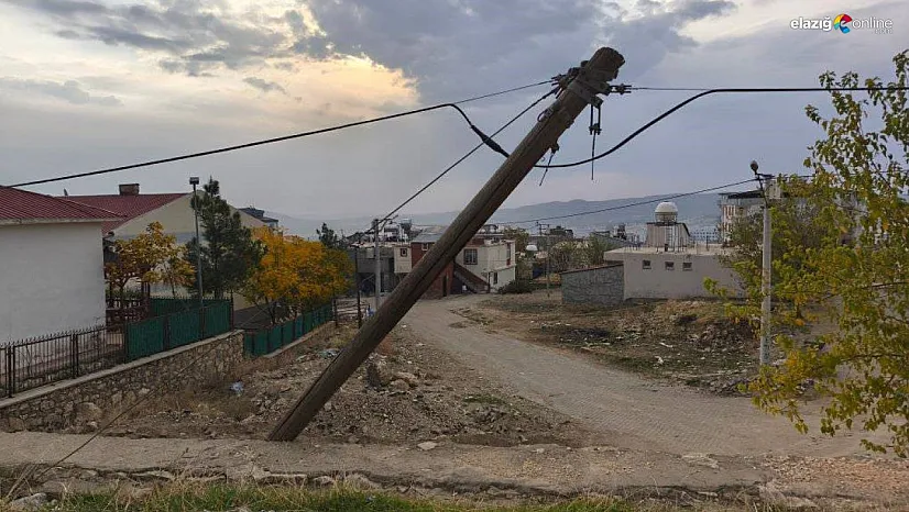 Dicle'de vatandaşlardan eğri direğin değiştirilmesi talebi