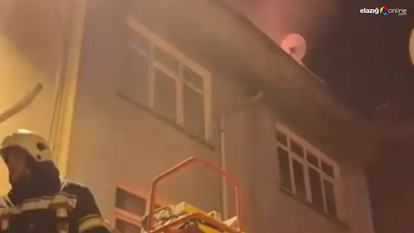 Elazığ Nailbey Mahallesi'nde 4 Katlı Binada Korkutan Yangın