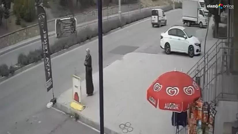 Elazığ'da Yaşanan Trafik Kazası Paniğe Neden Oldu: O Anlar Kamerada!