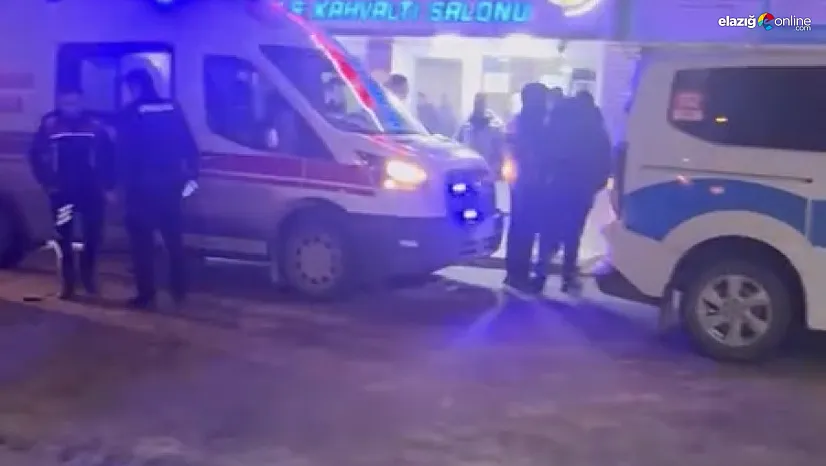 Elazığ'da tartışma kanlı bitti! Sokak ortasında bıçaklı saldırı