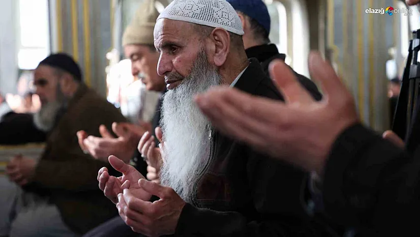 Elazığ tek yürek oldu: 6 Şubat deprem şehitleri dualarla anıldı!