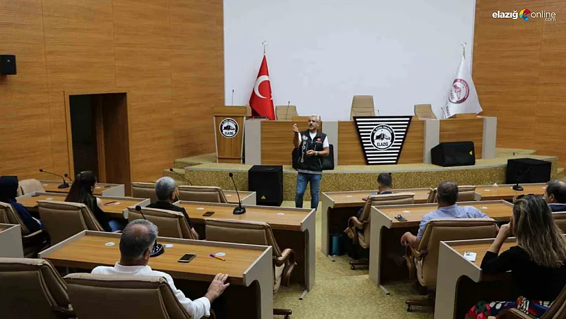 Elazığ'da 'En İyi Narkotik Polis Anne' uygulaması anlatıldı