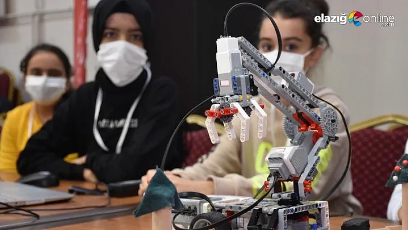 Robotik ve Kodlama Proje Şenliği başladı