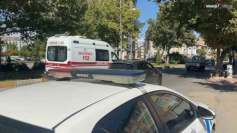 Elazığ'da Trafik Kazası: Motosiklet Yayaya Çarptı, 2 Kişi Yaralandı!