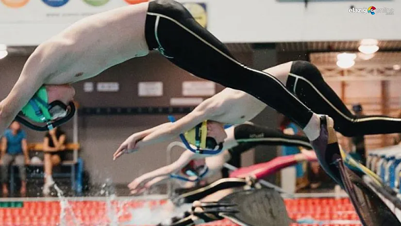 Elazığ paletli yüzme yarışlarında dünya 3.'sü oldu