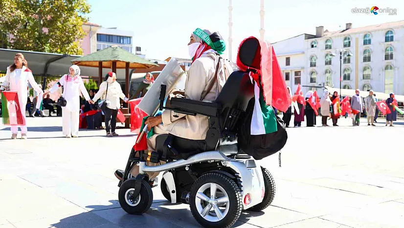 Elazığlı Kadınlar Gazze için Tek Ses Oldu: Sessiz Çığlık Meydanlarda Yankılandı