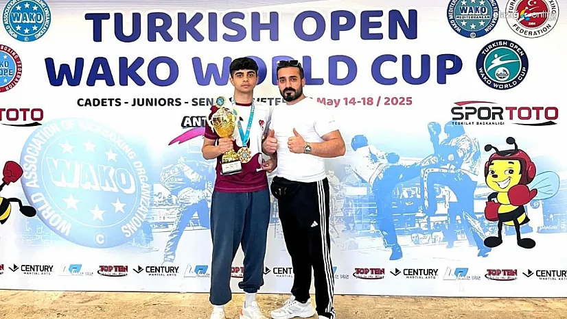 Elazığlı Kick Boksçular İtalya'da Türkiye'nin Gururu Olacak!