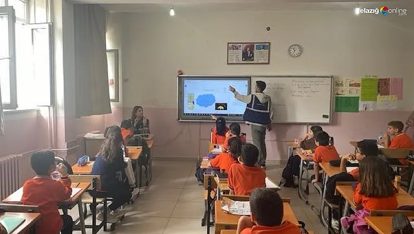 Tunceli'de öğrencilere kooperatifçilik eğitimi verildi