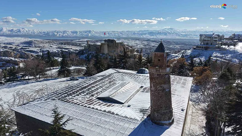 Pisa'nın rakibi kar altında: Harput'ta kartpostallık görüntüler