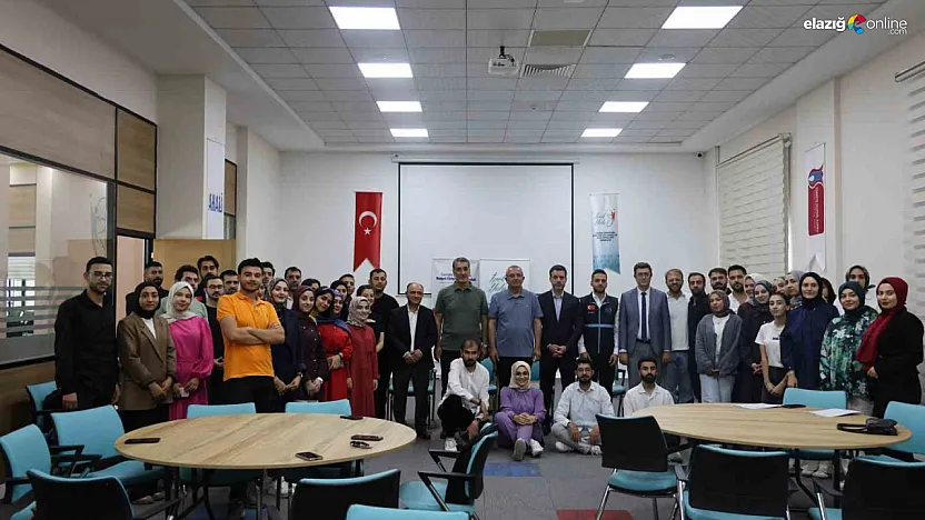 Elazığ'da Gençlik İnovasyonu: 40 Genç Sosyal Girişimcilik için Buluştu!