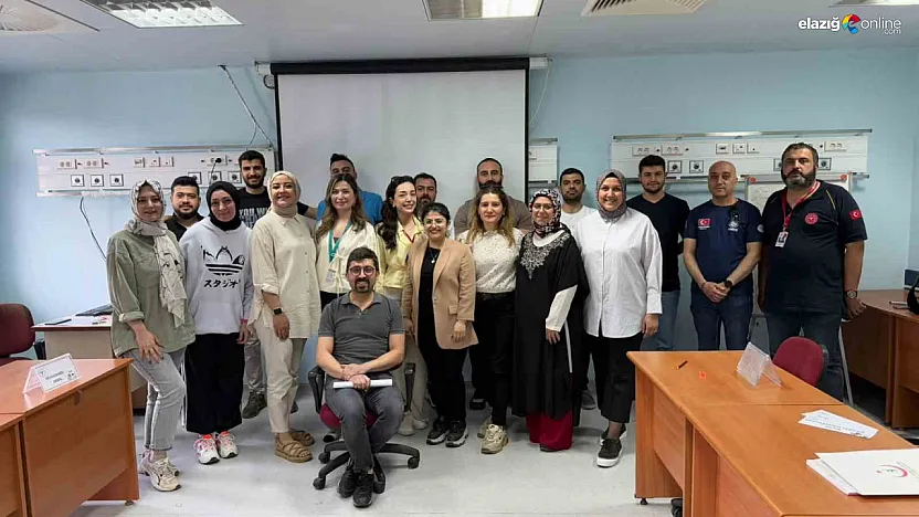 Elazığ'da Sağlık Çalışanlarına ÇİLYAD Eğitimi: Çocuk Hastalarda Acil Müdahalede Yeni Dönem!