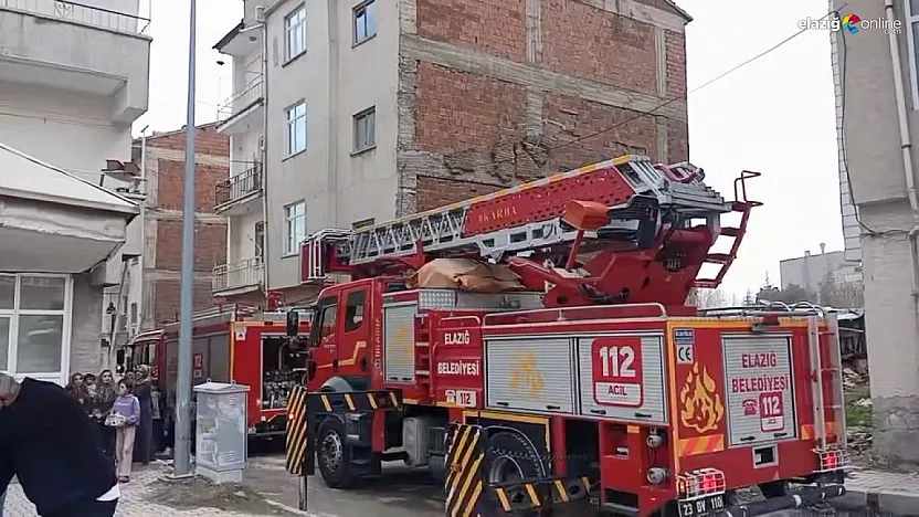 Elazığ'da yangın paniği! İtfaiye zamanla yarıştı, facia teğet geçti