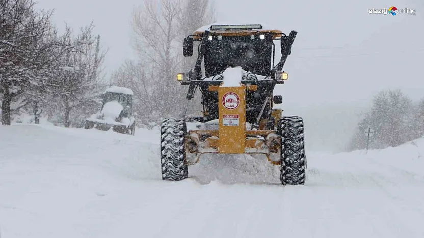 Kar bastırdı, yollar kapandı! Elazığ'da 533 köye ulaşım sağlanamıyor