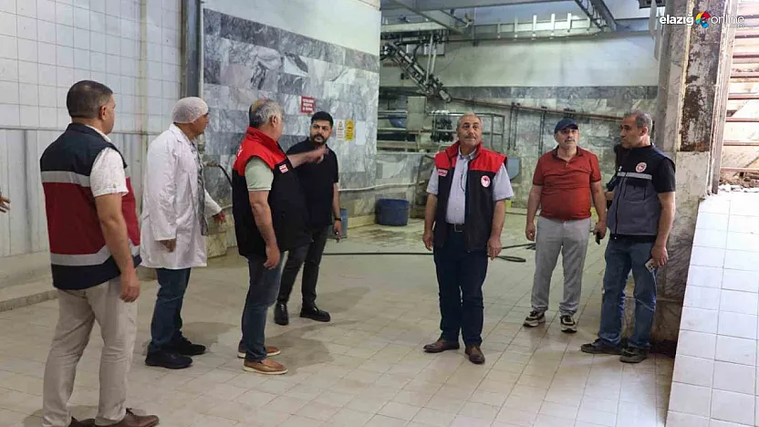 Vatandaşın Sofrasına Giden Et Takipte! Elazığ'da Kesimhanelere Yakın Takip!