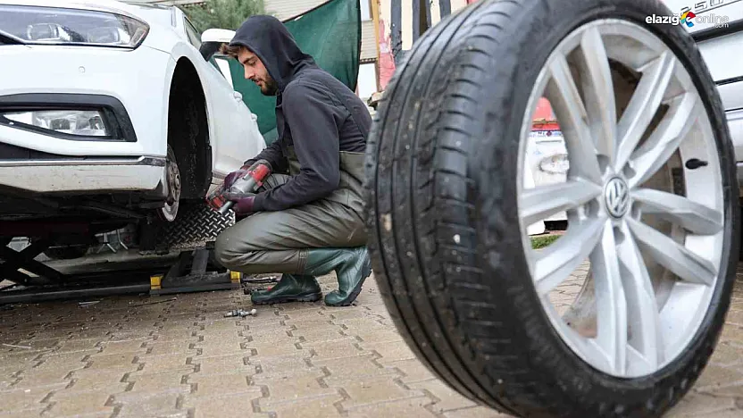 Kış Lastiği Zorunluluğu Başladı! Elazığ'daki Lastikçilerde Uzun Kuyruklar Oluştu!