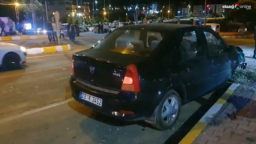 Palu'da Trafik Kazası: Otomobil ve Motosiklet Çarpıştı!