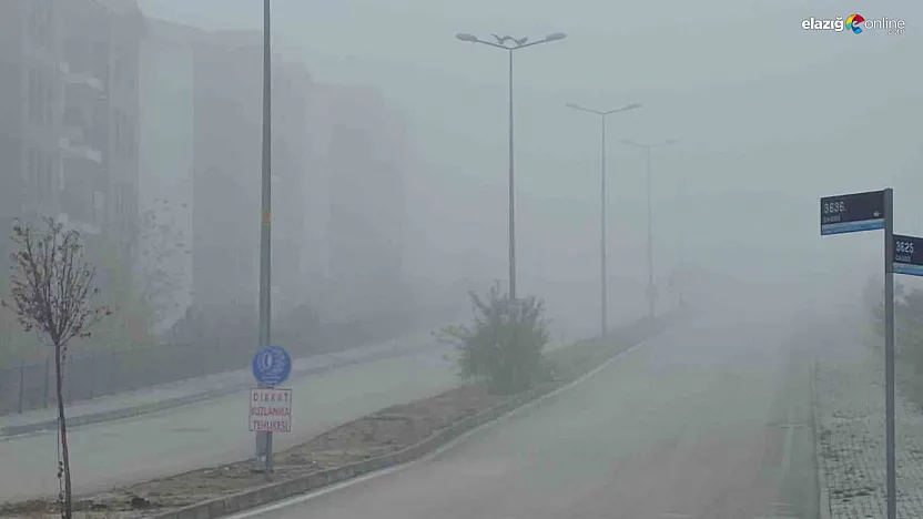 Elazığ'da yoğun sis sürücüleri zorladı: görüş mesafesi yer yer 5 metreye düştü