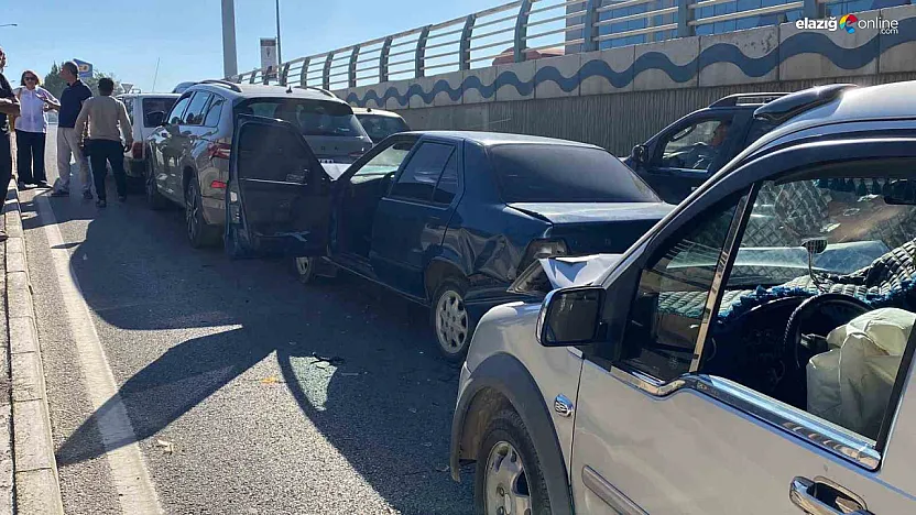 Elazığ'da Alt Geçitte Zincirleme Kaza: 5 Araç Birbirine Girdi, 2 Yaralı!