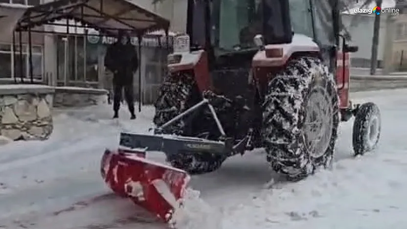 Ağın'da kar seferberliği: Belediye ve vatandaş el ele verdi