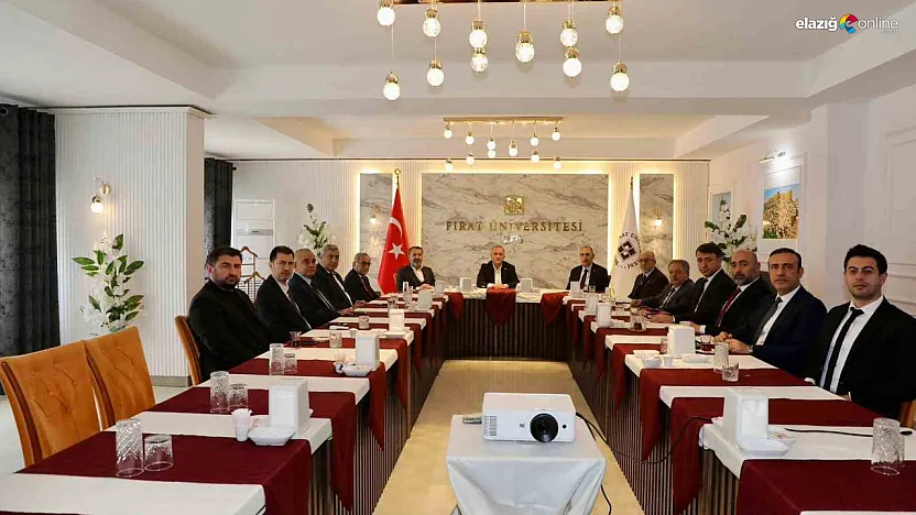 Şehrin lokomotifleri buluştu: Fırat Üniversitesi'nde 2026 stratejileri belirlendi
