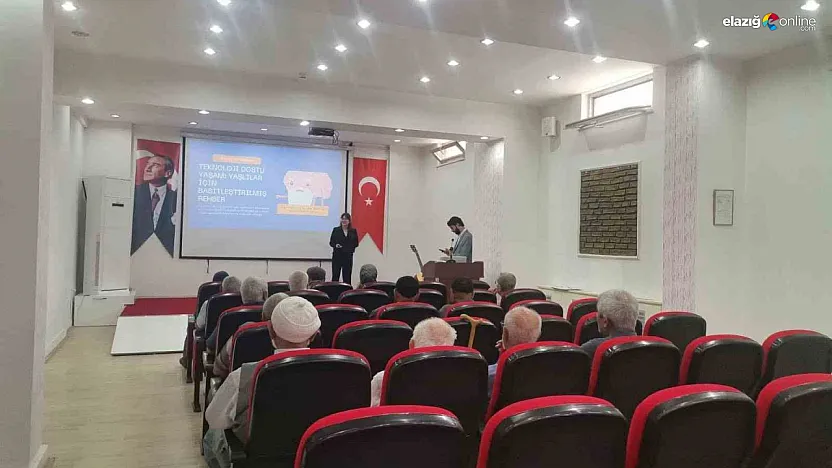 Fırat Üniversitesi Öğrencilerinden Yaşlılara Dijital Rehberlik ve Müzik Sürprizi!