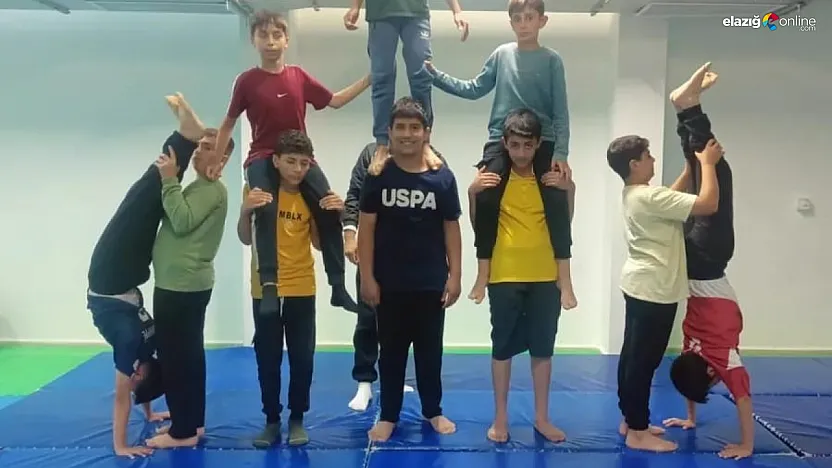 Kovancılarlı Genç Güreşçilerden Elazığ'a Yeni Zafer Sözü!