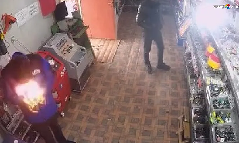 Yüzü Bir Anda Alevler İçinde Kaldı!