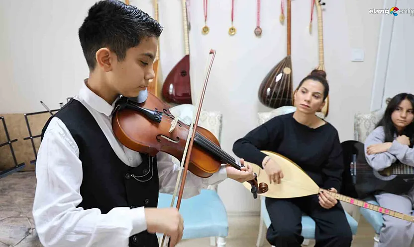 Depremle yıkıldılar, müzikle yeniden doğdular: İşte Kaplan ailesinin umut hikayesi