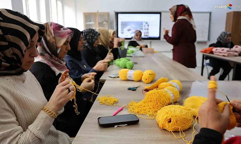 Elazığ örüyor, dünya giyiyor! İşte Elazığlı kadınların başarı hikayesi