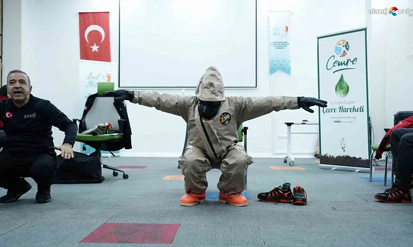 Görenler gerçek sandı! Elazığ'da AFAD'dan profesyonel hazırlık