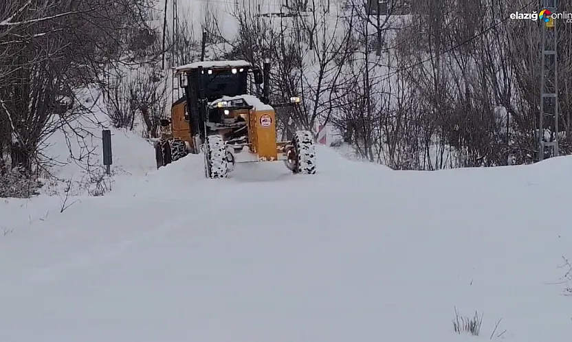 Elazığ İl Özel İdaresi'nden karla mücadelede tam saha pres