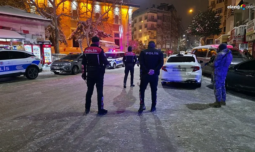 Elazığ emniyetinden gece mesaisi: Mekanlar ve araçlar tek tek kontrol edildi