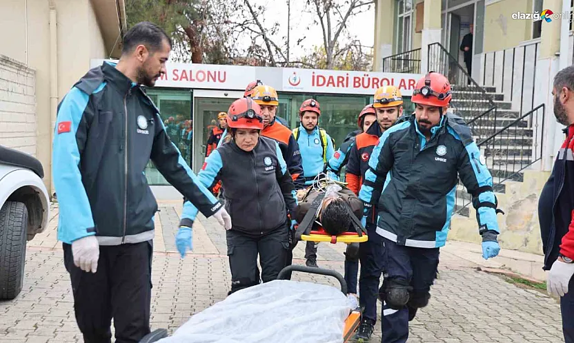 6.8 büyüklüğünde deprem senaryosu hastaneyi harekete geçirdi
