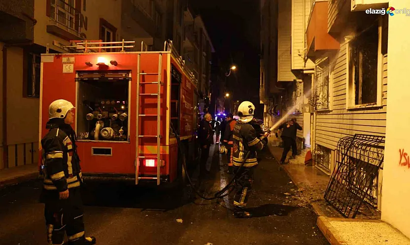 Elazığ'da 5 Katlı Binada Yangın Paniği