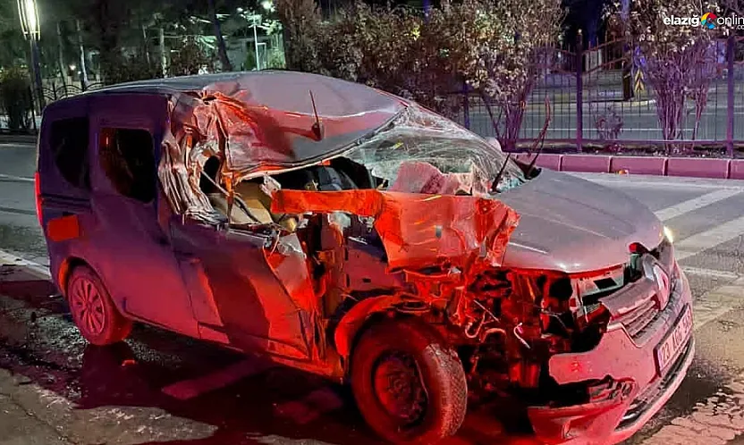 Belediye aracına çarpan sürücü yaralandı