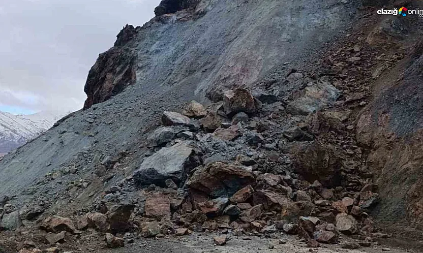 Palu'da yağış heyelana dönüştü: Sivrikaya mezra yolu kapandı