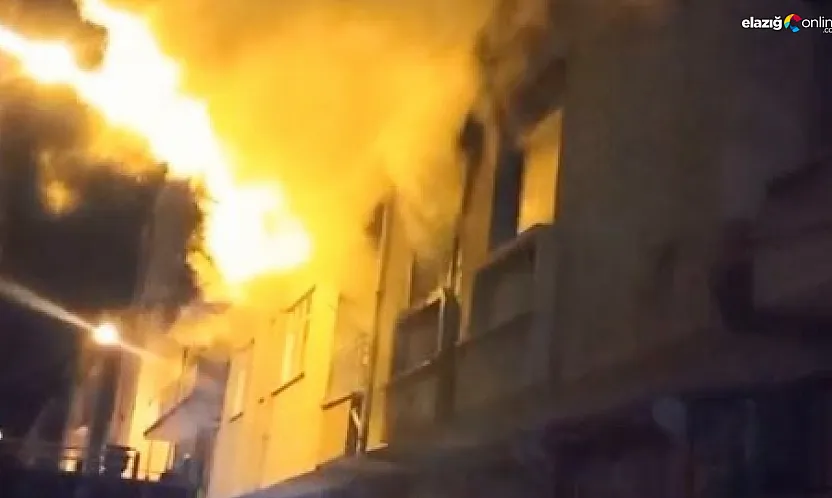 Elazığ'da metruk binada yangın paniği