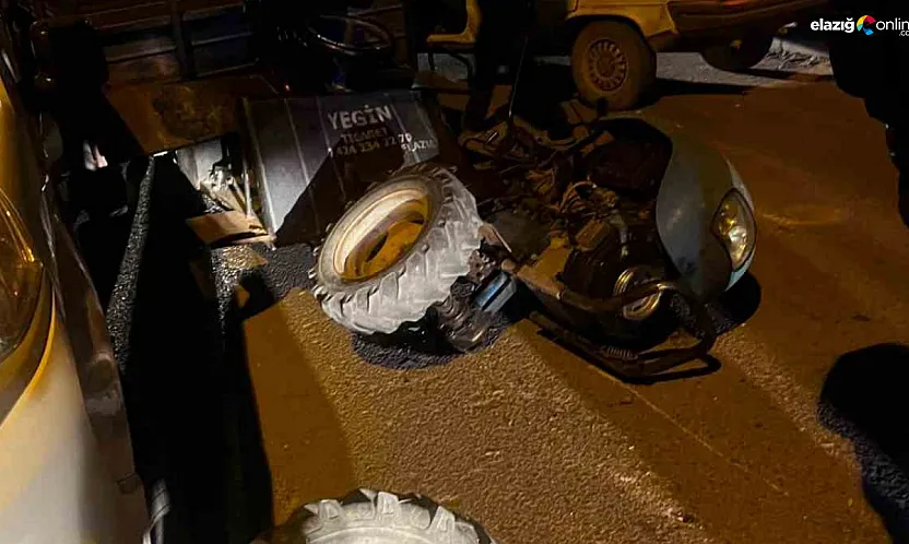 Baskil'de feci kaza: Çapa motoru ile otomobil çarpıştı, 3 yaralı!