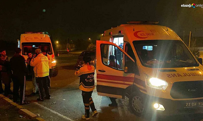 Elazığ'da Trafik Kazası: 2'si Çocuk 6 Yaralı